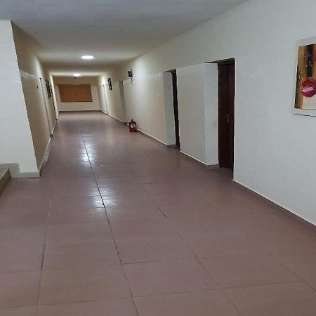 Citilodge Hotel & Conference Centre Newly Renovated อาบูจา ภายนอก รูปภาพ